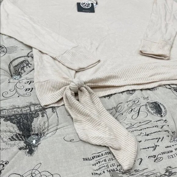 Bobeau Women's Scoop Neck Side Tie Sweater - Picture 4 of 8